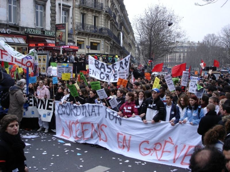 Manifestation-lyceens-paris-le-10-02-2005.1174946211